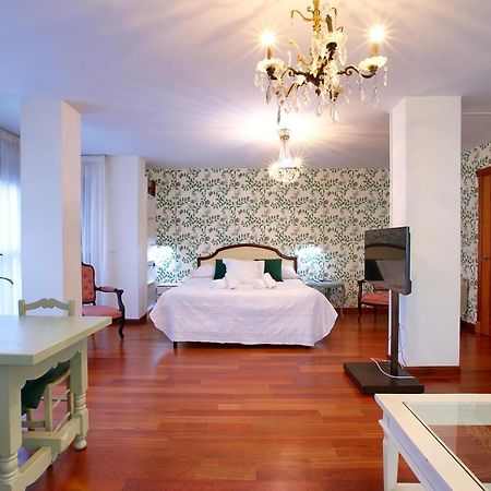 Apartamentos Chvictoria Куенка Екстериор снимка